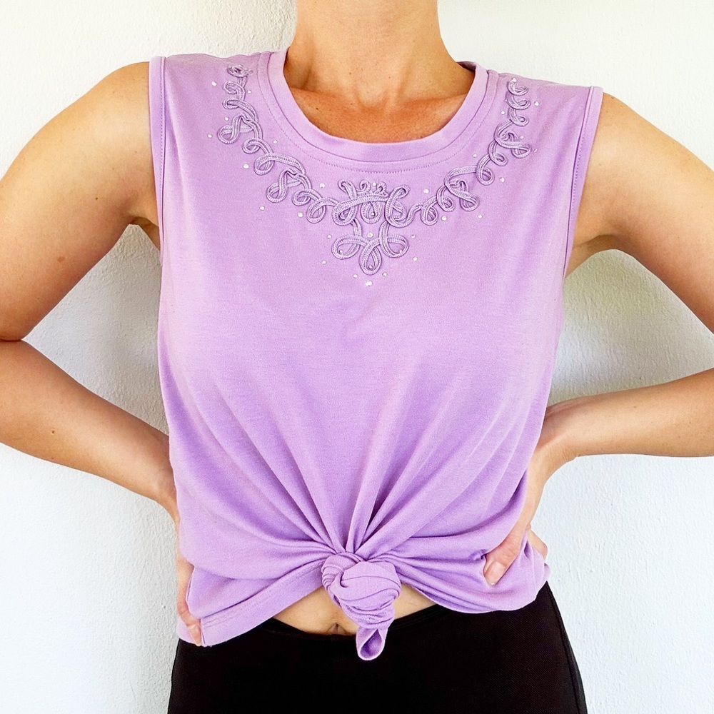 Allison Daley purple sleeveless embroidered rhinestone appliqué tank top MP